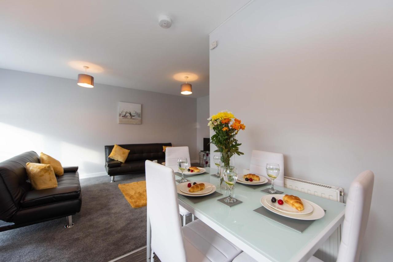 Premier - Wishaw En-Suite Apartment المظهر الخارجي الصورة